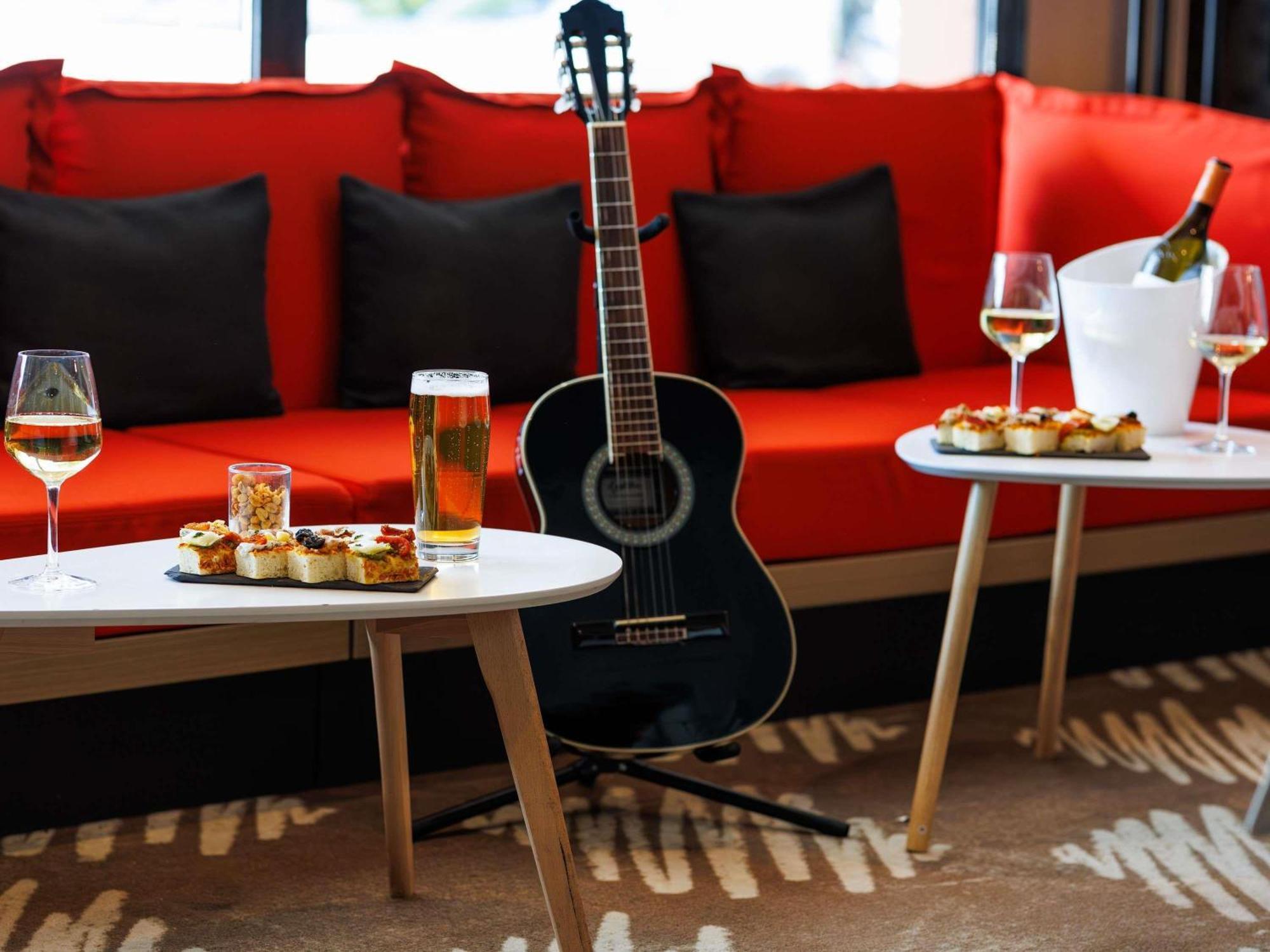 Ibis Cannes Hotel
