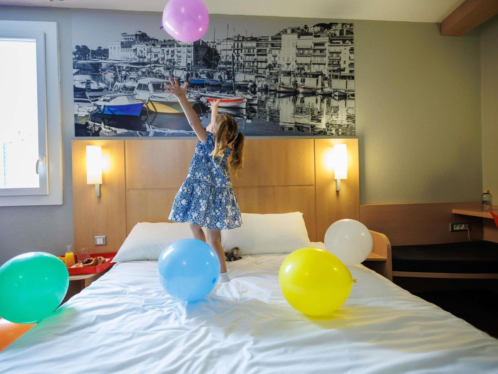 Ibis Cannes Hotel